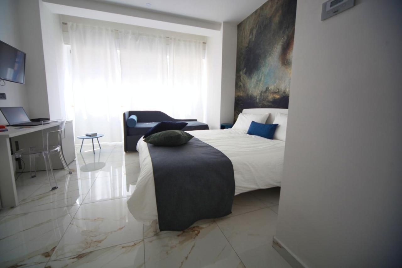 Be-Coloured Hotel Napoli Ngoại thất bức ảnh